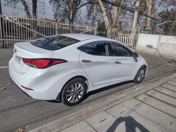 VENDO HYUNDAI