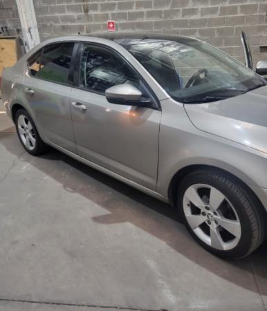 SE VENDE SKODA OCTAVIO ELEGANT 1.6