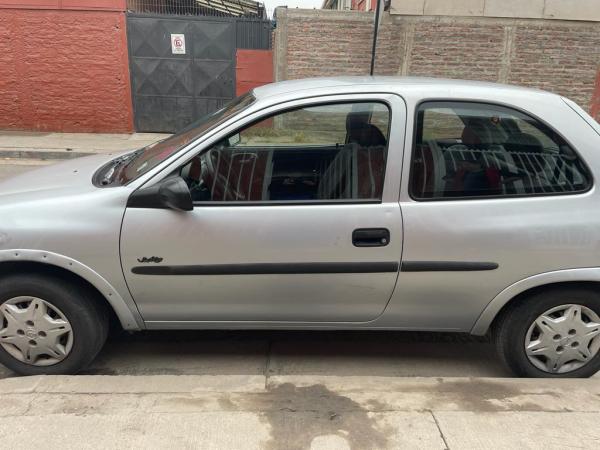 CHEVROLET CORSA SWING
