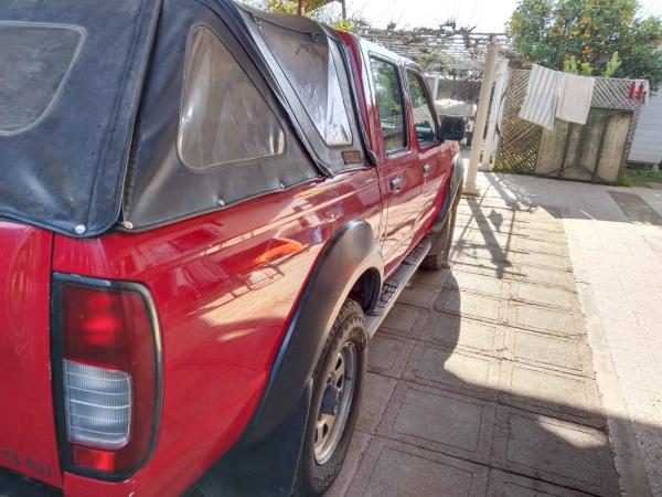 CAMIONETA NISSAN TERRANO 2.5 4X4 