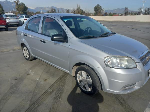 VENDO VEHICULO CHEVROLET AVEO