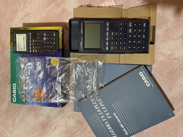 CALCULADORA CASIO ALGEBRA FX2.0PLUS