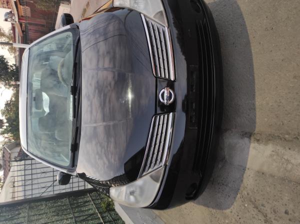 VENDO EX TAXI BÁSICO NISSAN TIIDA