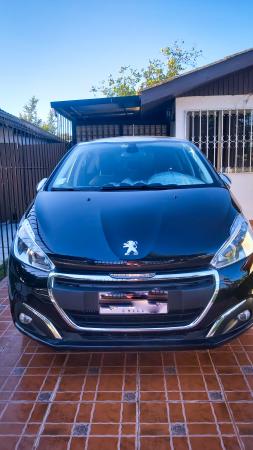 SE VENDE PEUGEOT 208 2020