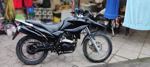 SE VENDE MOTO POR NO USO 