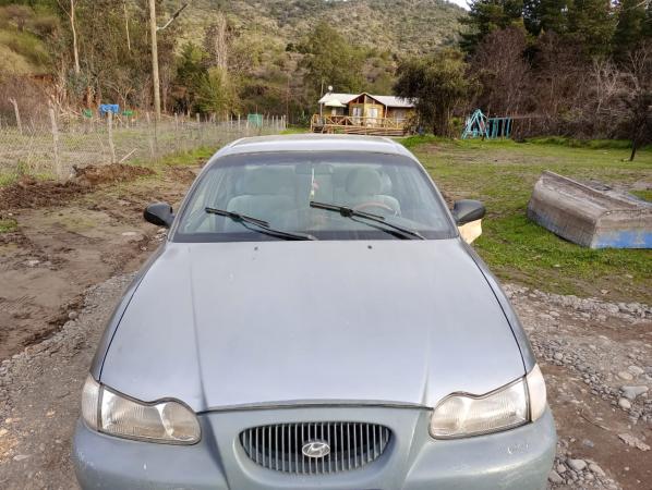 VENDO AUTO HYUNDAI 