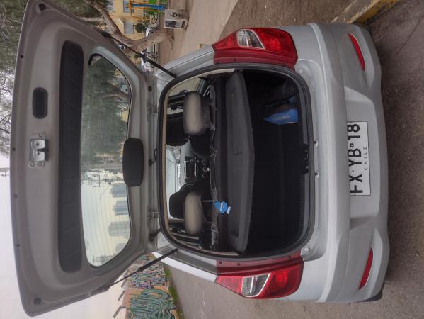 VENDO AUTO HYUNDAI I10 OPORTUNIDAD