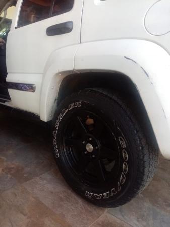 JEEP LIBERTY LIMITED 