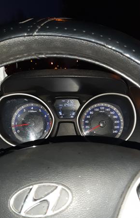 HYUNDAI  NEW ELANTRA 2012 ;  1.6 AC- 2AB