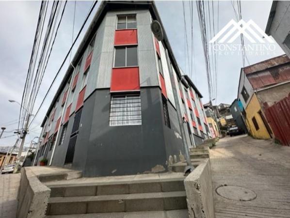 ARRIENDO AMPLIO DEPARTAMENTO EN VALPA6