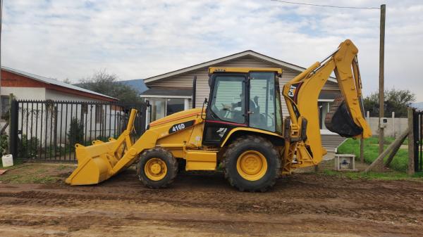 CATERPILLAR  416D 4X4 ARRIENDO