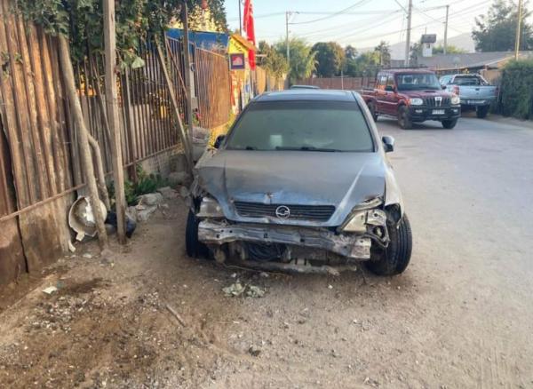 SE VENDE, ESTA CHOCADO EN SU PARTE DELANTERA.