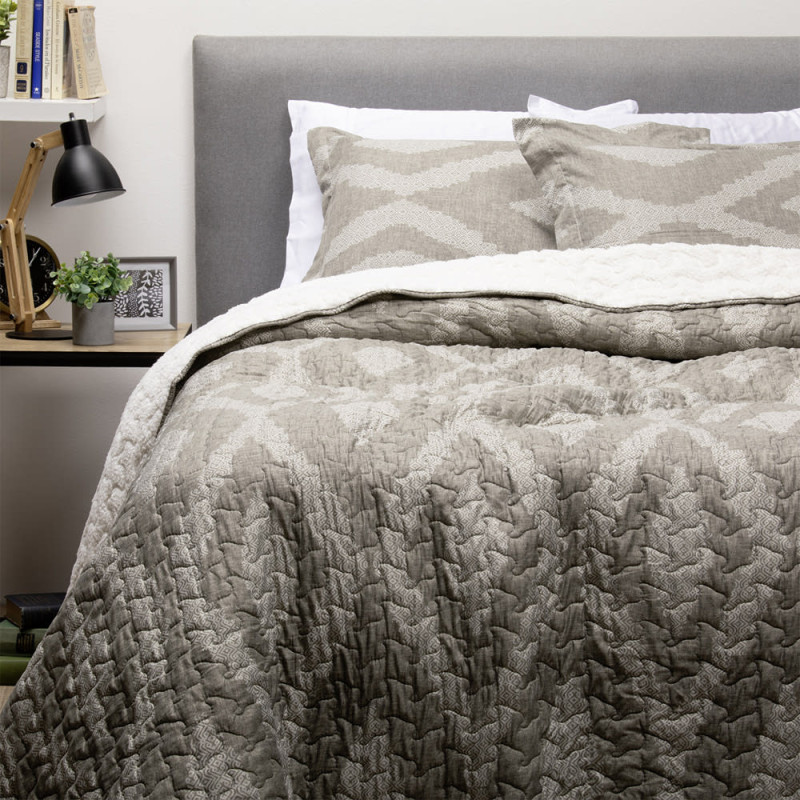 Cubrecama Sherpa Estampado Café King - Zahr
