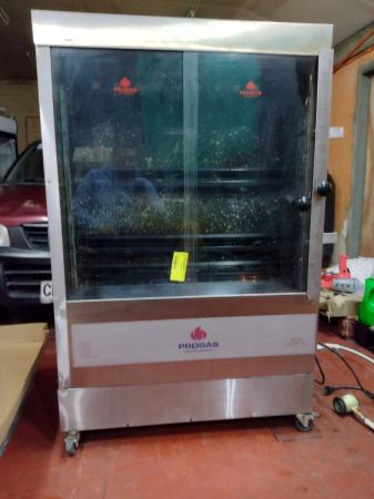 MAQUINA ASADORA DE POLLOS SEMI NUEVA