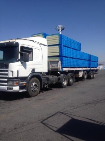 TRACTO CAMION SCANIA P330