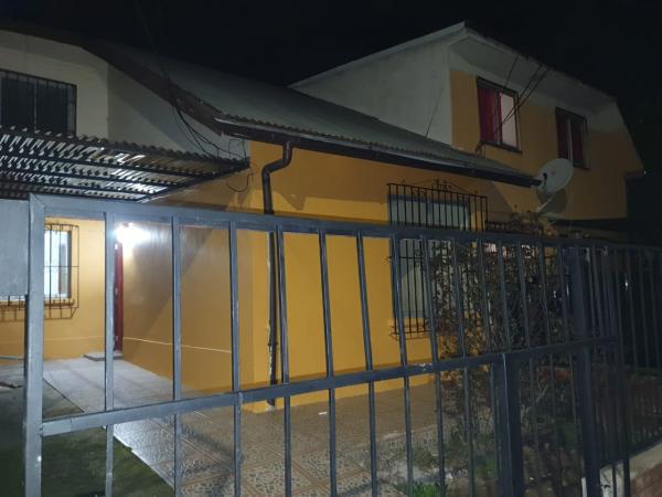 ARRIENDO CASA AMPLIA Y SEGURA