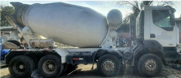 CAMION MIXER RENAUL KERAX