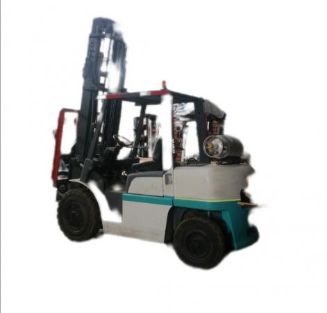 GRUA HORQUILLA TCM 