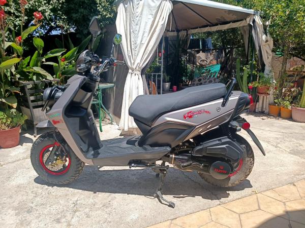 SCOOTER  150 CC 