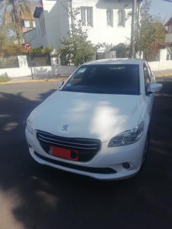 PEUGEOT 301 HDI ALLURE PACK 2017 TAXI EJECUTIVO
