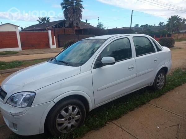 VENDO AUTO EN PERFECTAS CONDICIONES TRANSFERIBLE 