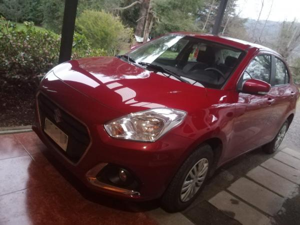 SUZUKI  DZIRE SEDAN ROJO PERLADO