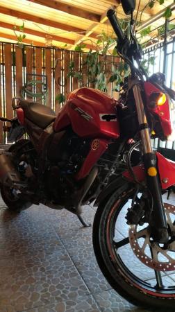 VENDO MOTO FZ 2013