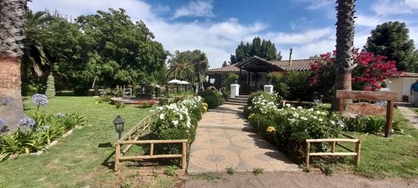 HERMOSO CAMPO DE 7 HECTAREAS CON CASA DE CAMPO