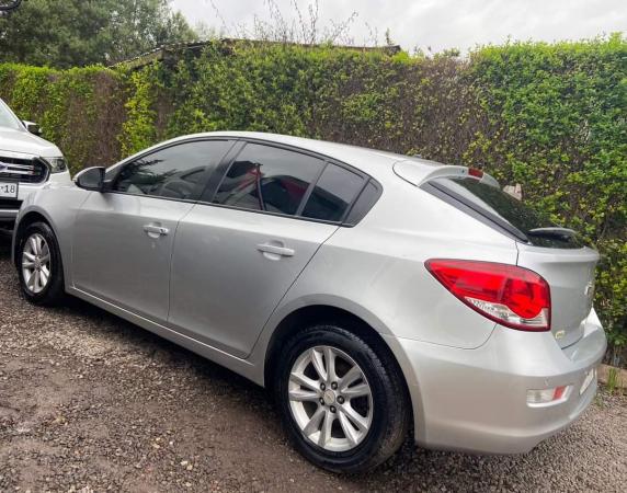 IMPECABLE  CHEVROLET CRUZE AÑO 2014