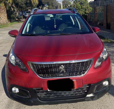 VENDO AUTO PEUGEOT 2008