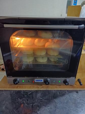 HORNO CONVECTOR VENTUS CON GRILL 4 BAND.