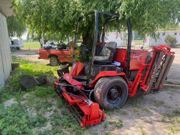 VENDO EXTRAORDINARIA MÁQUINA TORO CORTAR CÉSPED