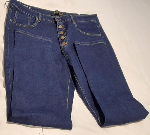 PANTALON JEANS NUEVO TALLA 56 