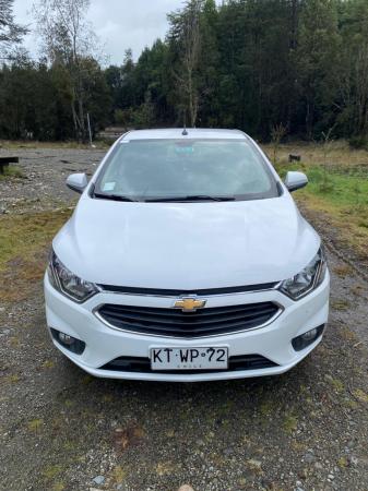 VENDO CHEVROLET ONIX 2019