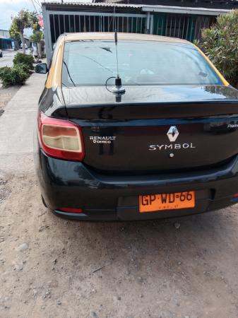 VENDO TAXI BÁSICO TRABAJANDO TODO AL DÍA URGENTE 