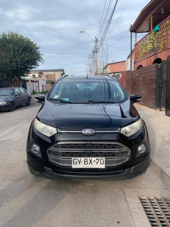 SE VENDE VEHÍCULO FORD ECOSPORT TITANIUM 