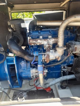 GENERADOR 125 KVA MOTOR PERKIN