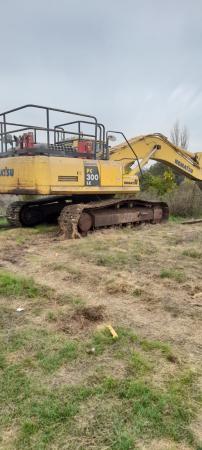 EXCAVADORA KOMATSU PC 300LC.