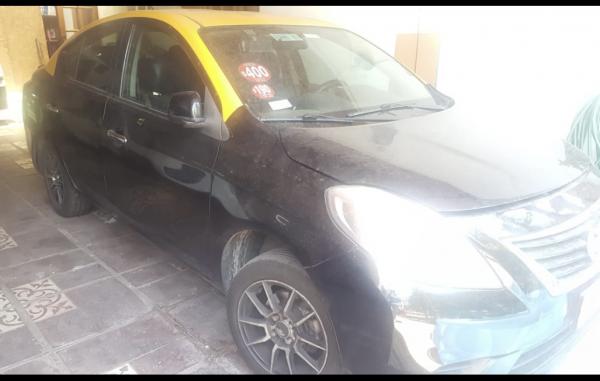 VENTA TAXI CON DERECHO