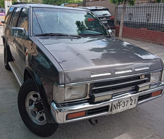 NISSAN TERRANO 4X4 STATION WAGON 3.0 S.E.