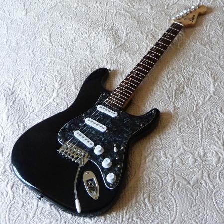 GUITARRA ELECTRICA FENDER SQUIER AFFINITY