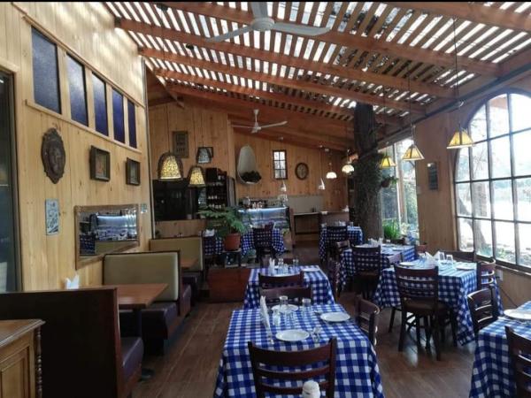 SE ARRIENDA LOCAL PARA PYMES,RESTAURANT PUB