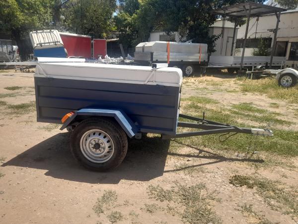 VENDO CARRO DE ARRASTRE USADO PARA CAMPING 