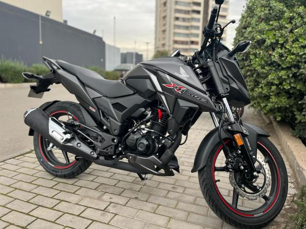 VENDO MOTO HONDA X BLADE 160