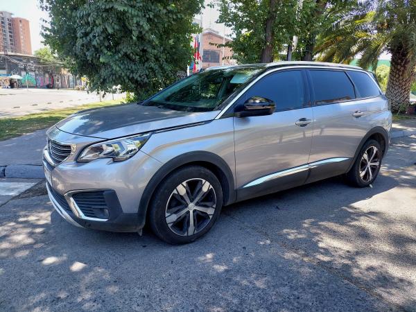 PEUGEOT 5008 AÑO 2018