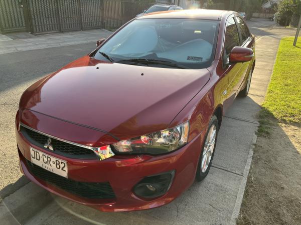 MITSUBISHI LANCER UNICO DUEÑO