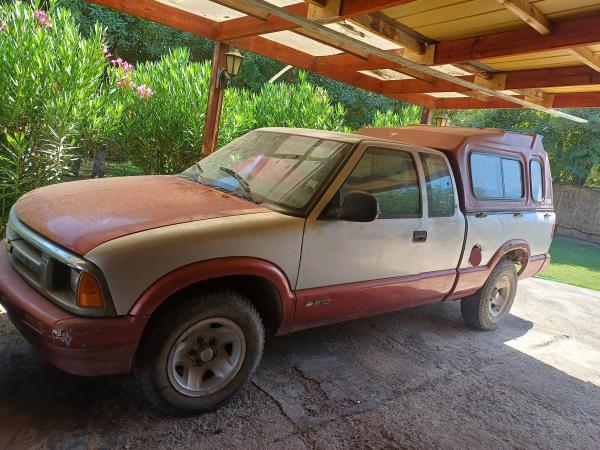 CAMIONETA S10 AMERICANA  AÑO 1996