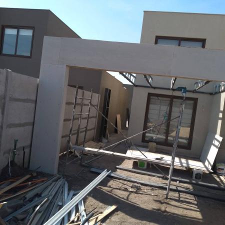 CONSTRUCCION Y REMODELACIONES