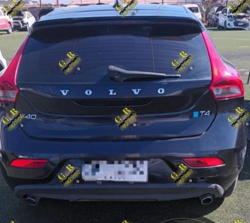 VOLVO V40 T4 2014 AUTOMATICO 