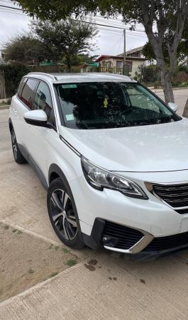 PEUGEOT 5008 AÑO 2020